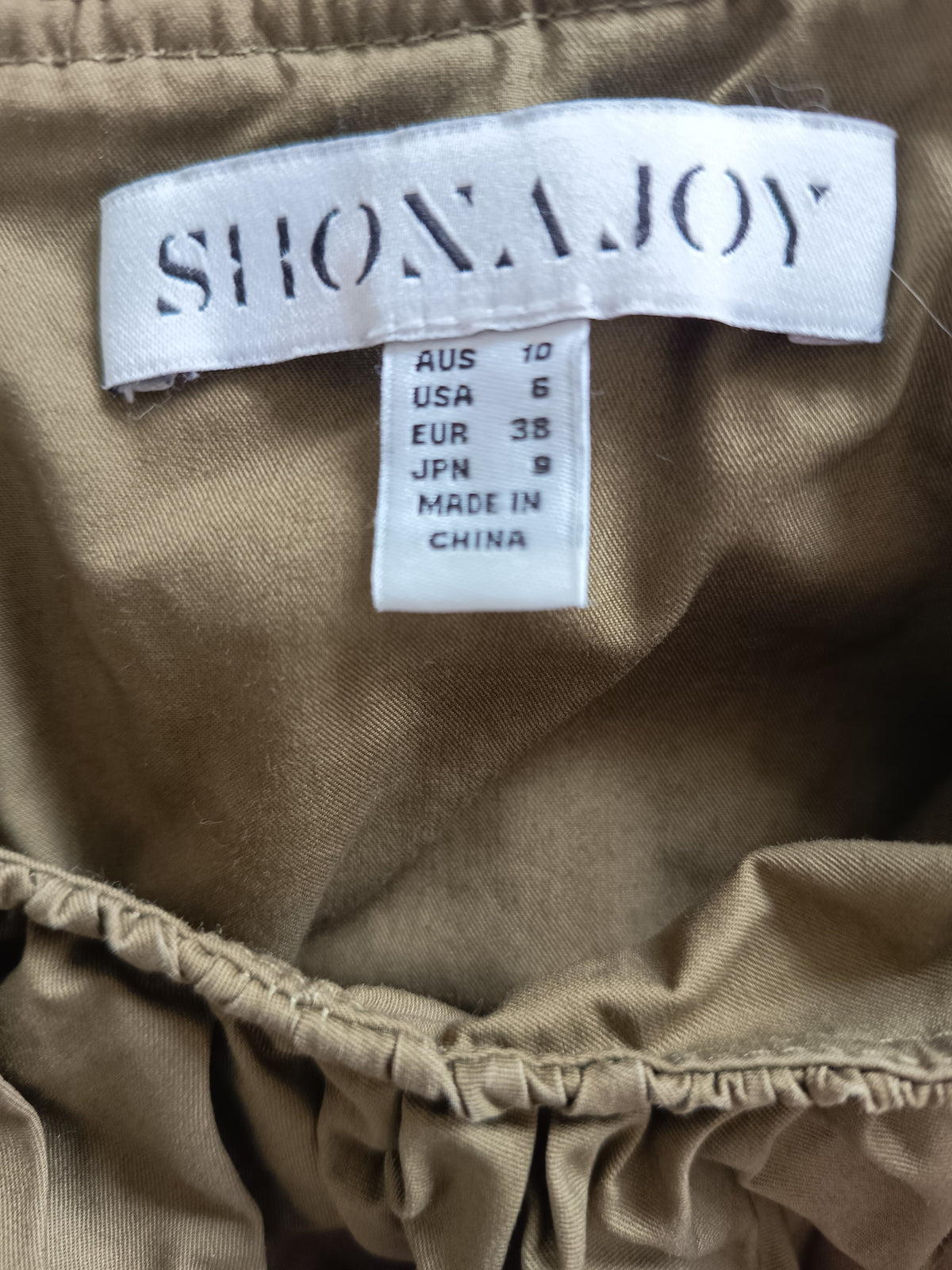 Shona Joy Amaia Crop (10)