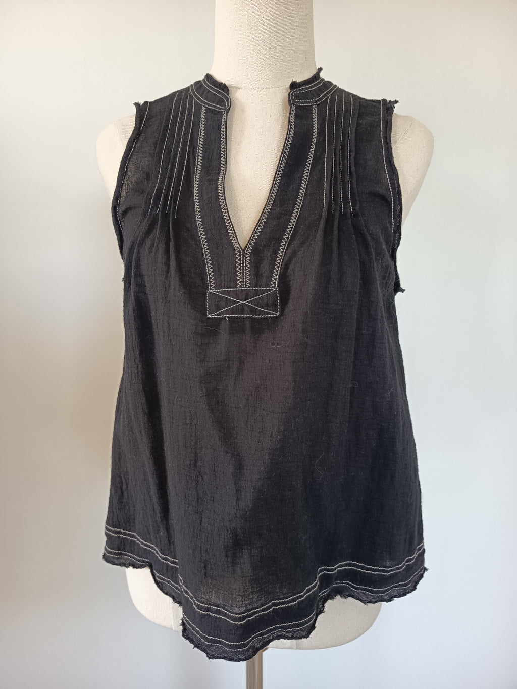 Max Wren Contrast Stitch Sleeveless Top (10)