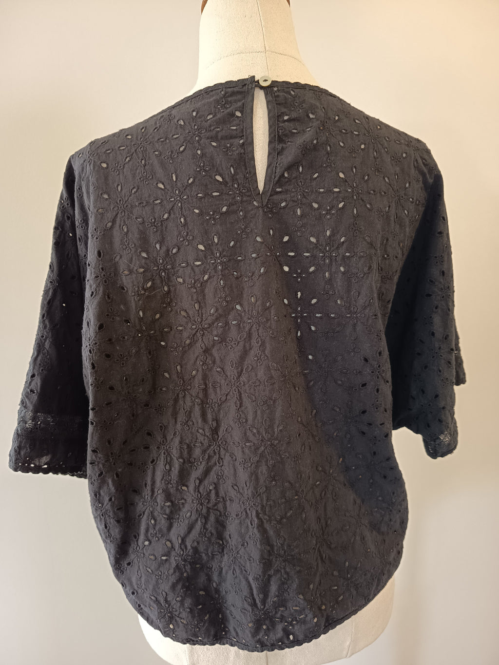 Max Embroidered Boxy Top