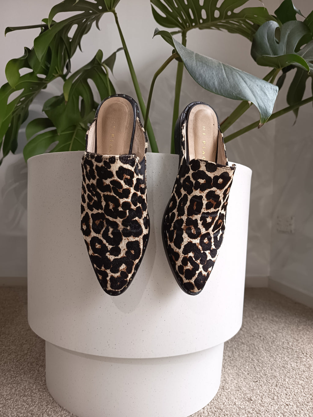 Mi Piaci Luxe Leopard Pony Hair Mules