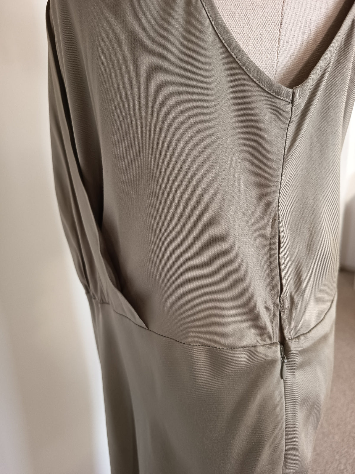 Bec + Bridge Adore V Maxi Dress (18)