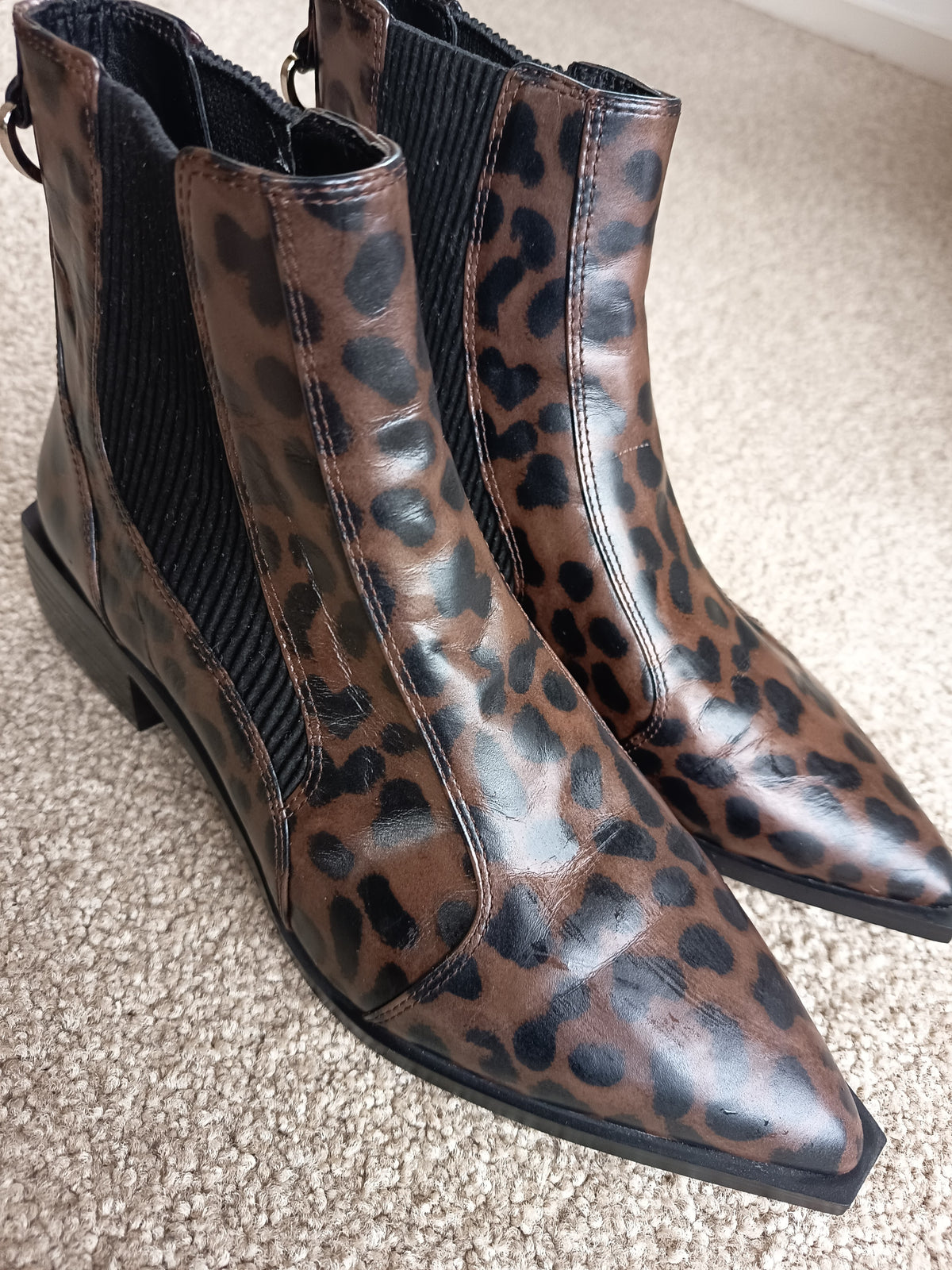 Senso Leopard-print Chelsea Boots