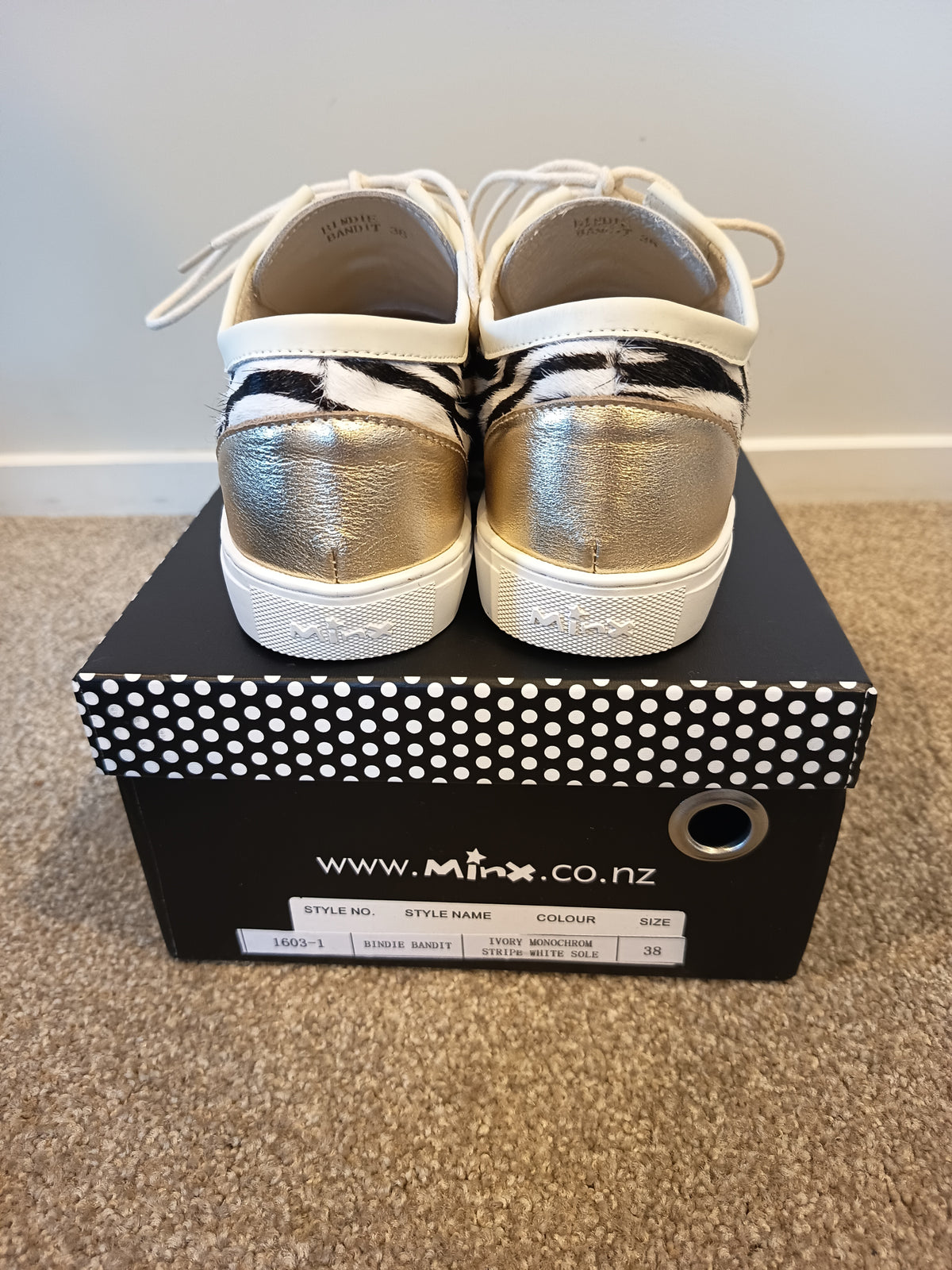 Minx Bindi Bandit Sneaker (NEW)