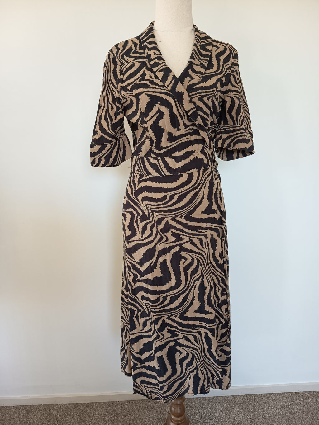 GANNI Emory Crepe Dress (10)