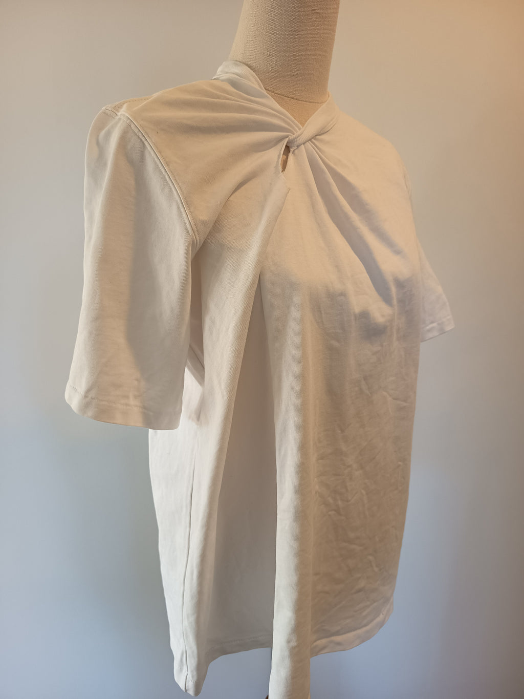 Camilla & Marc Valeria Twist Front Tee (6)
