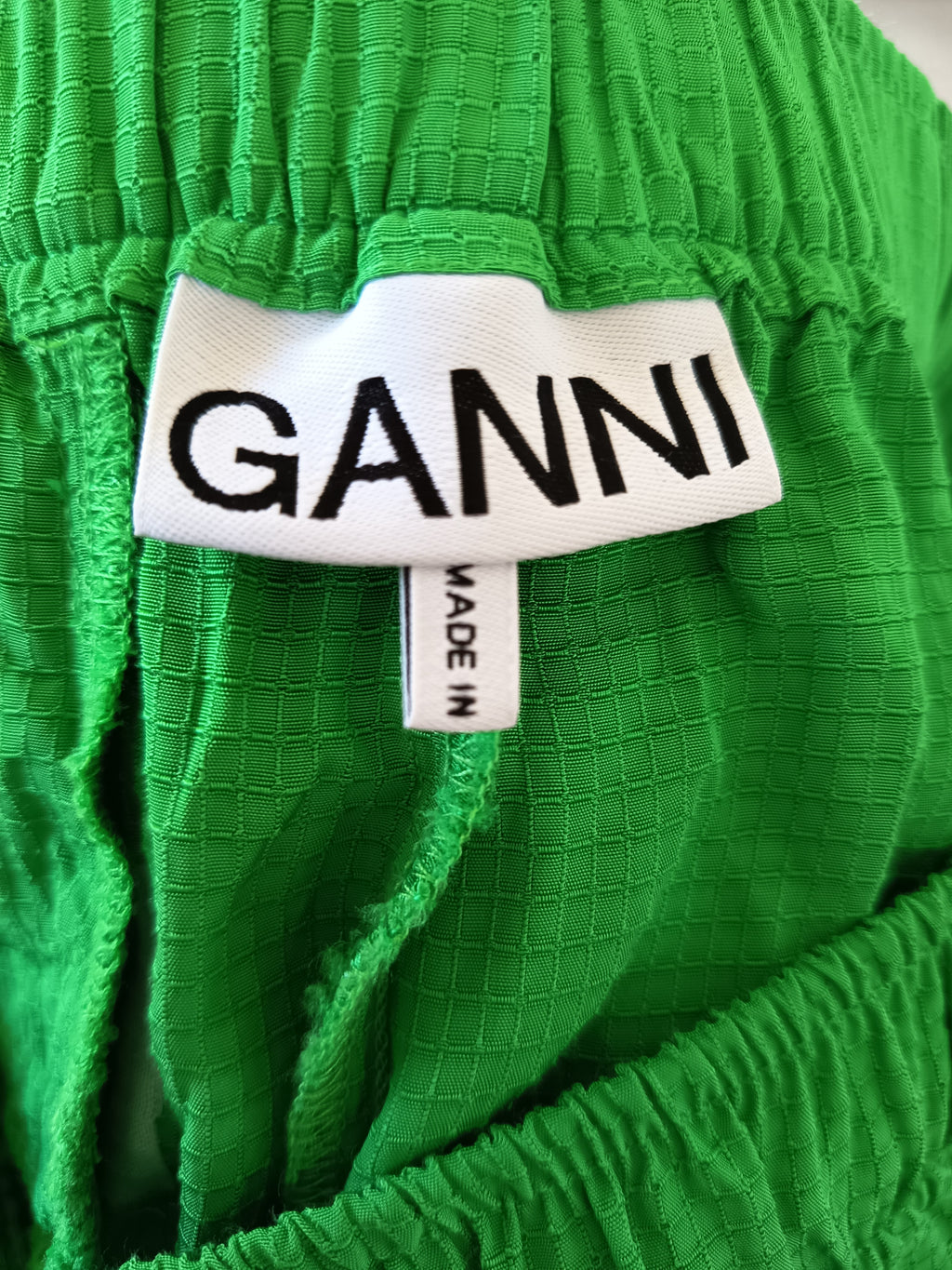 Ganni Ripstop Shorts (34)