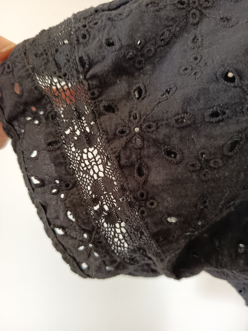 Max Embroidered Boxy Top