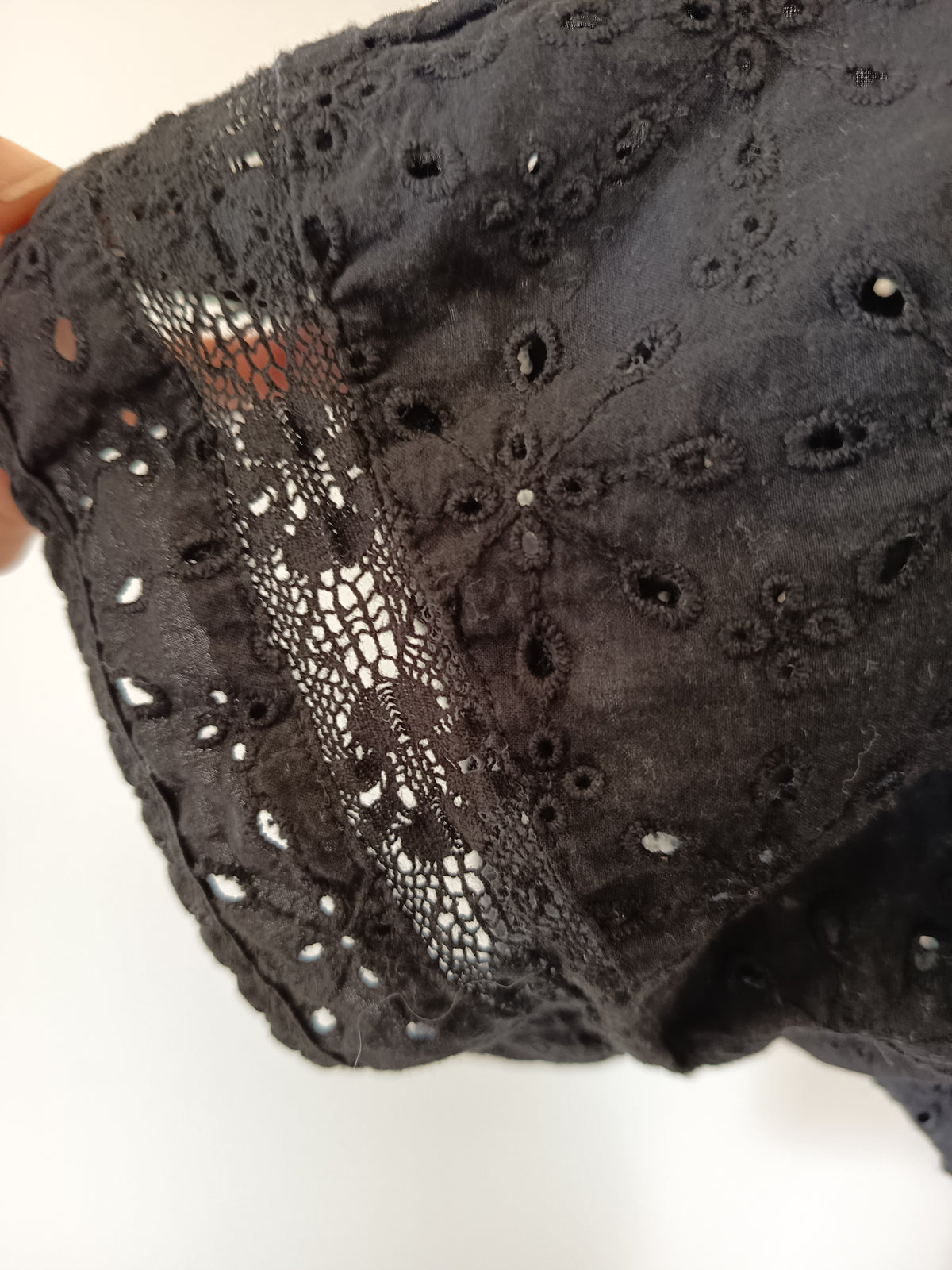Max Embroidered Boxy Top