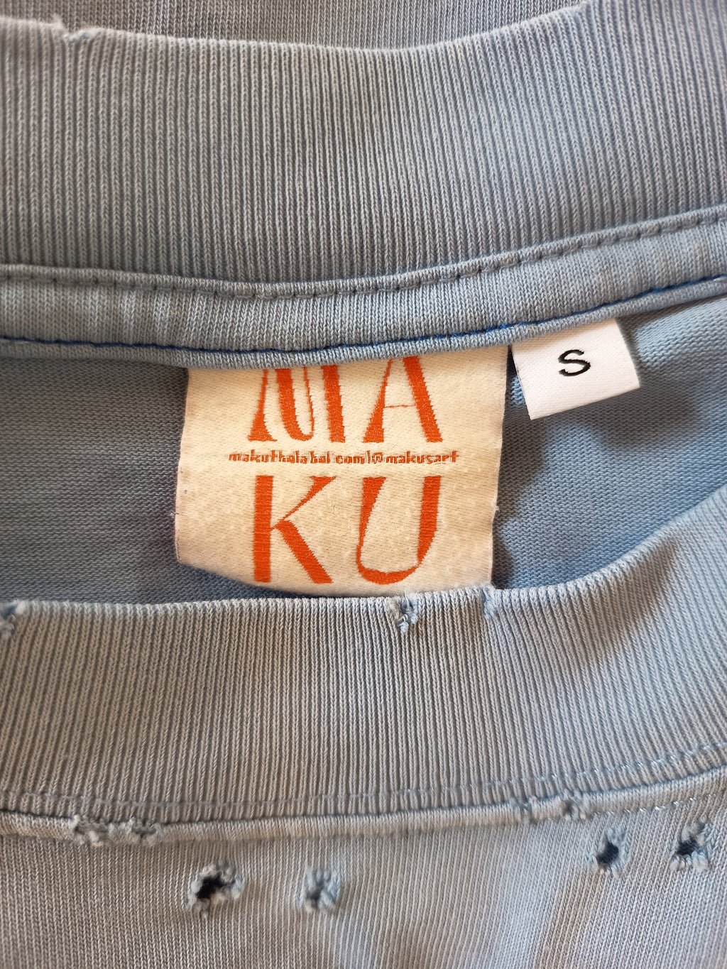 MAKU Las Ananás Distressed Tee