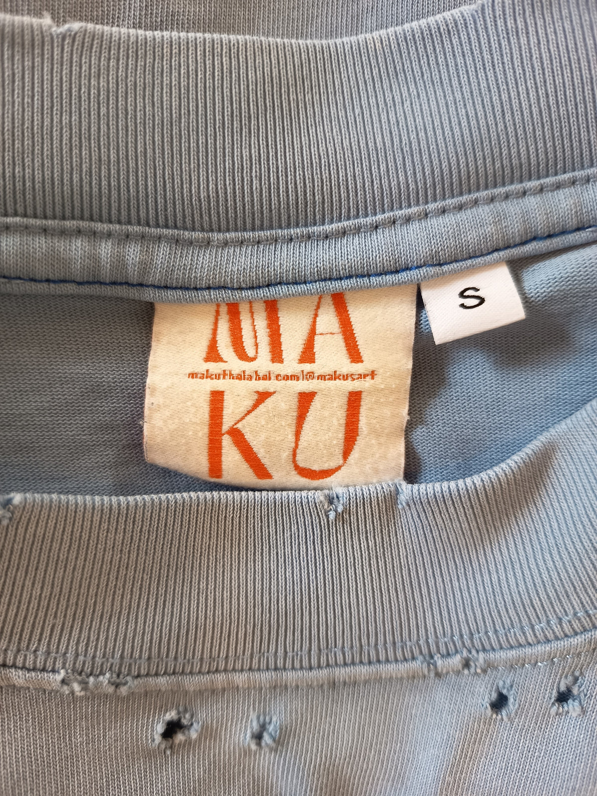 MAKU Las Ananás Distressed Tee