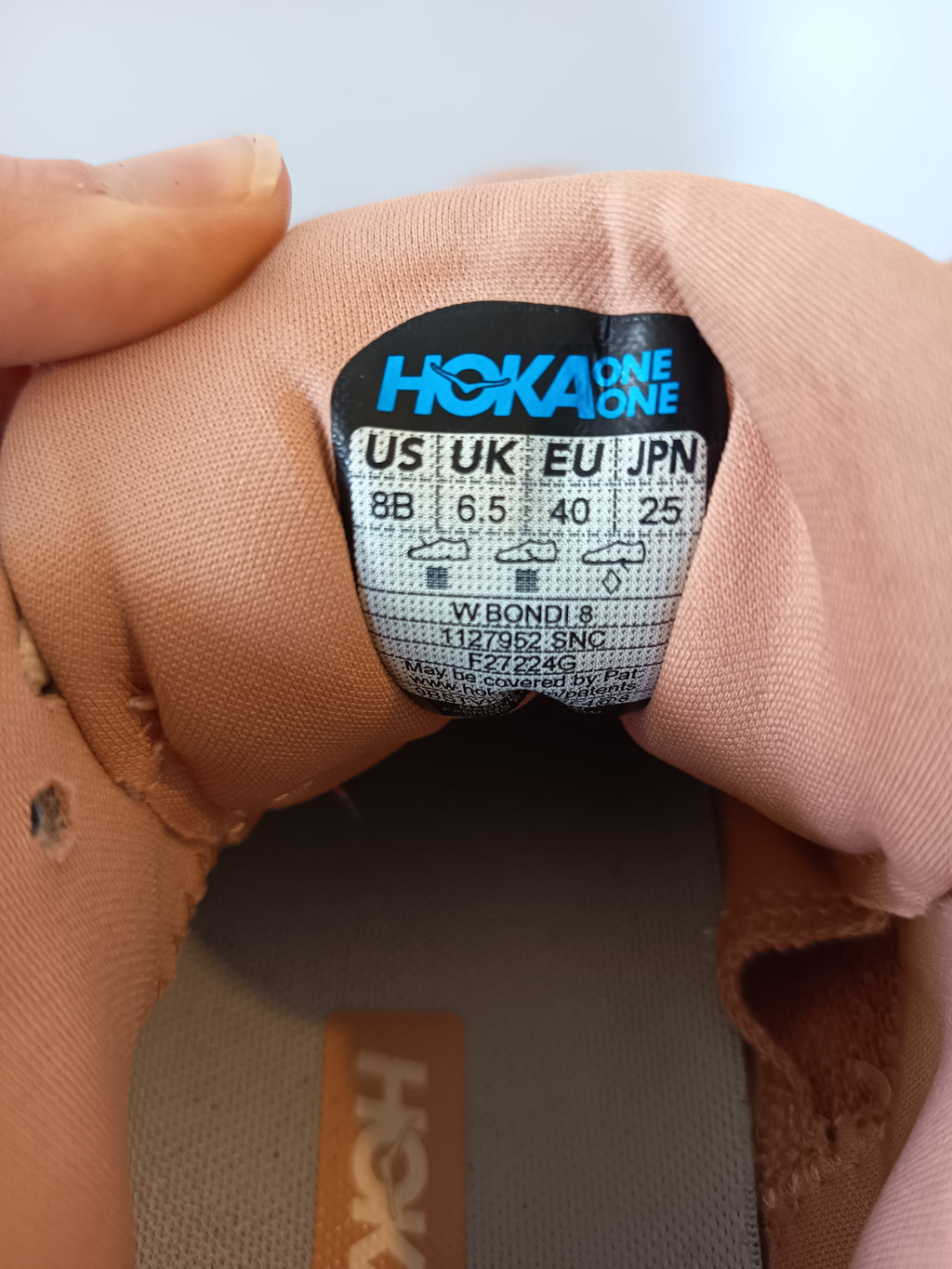 Hoka Bondi 8 Sneakers (40/9)