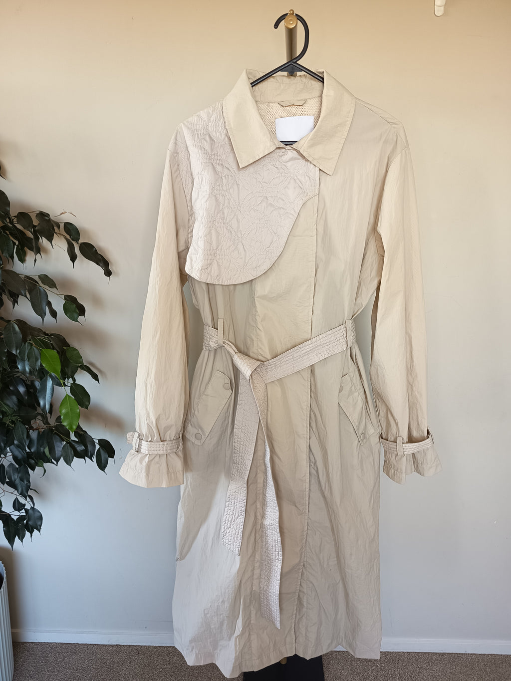 Aje Athletica Quilted Storm Flap Trench (8)