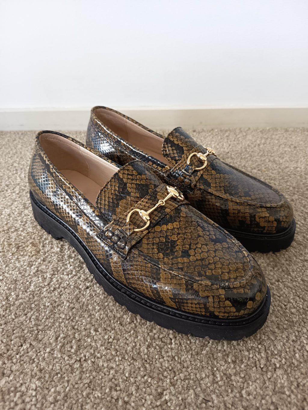 Kathryn Wilson Shandre Loafers (40/9)