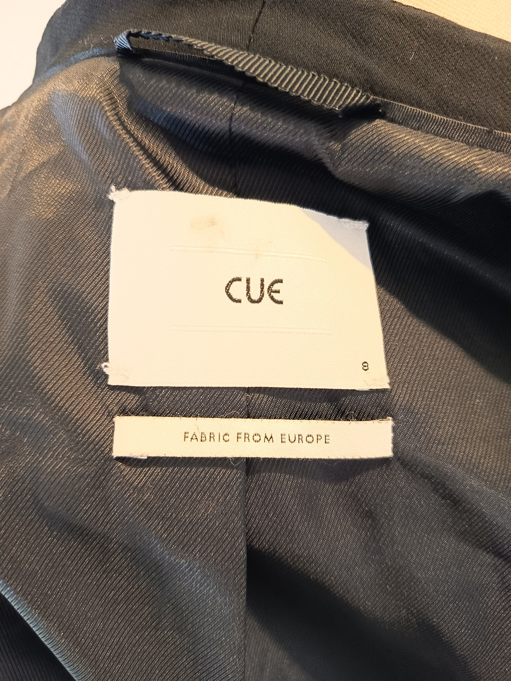 Cue Split Cuff Cropped Blazer