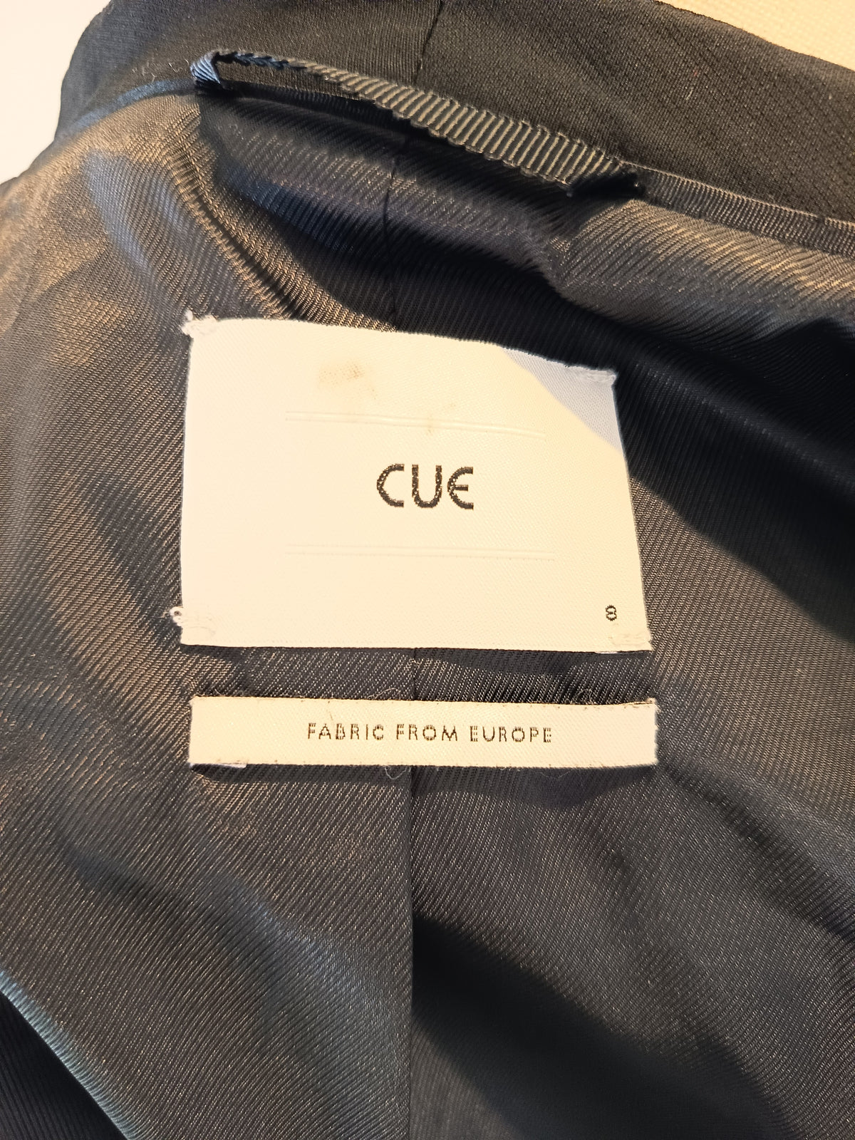 Cue Split Cuff Cropped Blazer