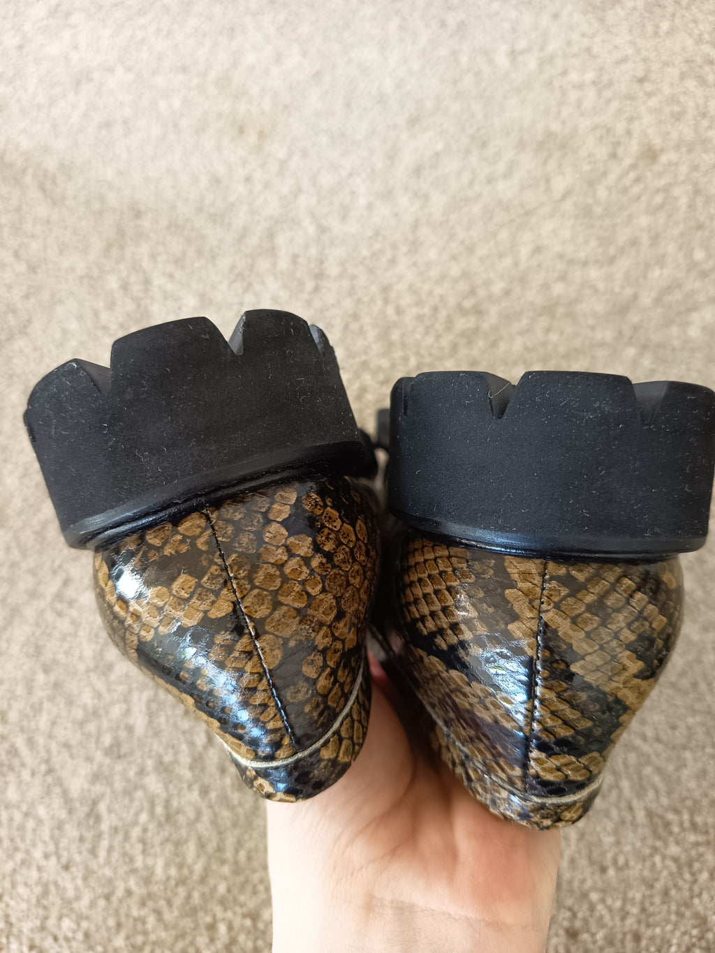 Kathryn Wilson Shandre Loafers (40/9)