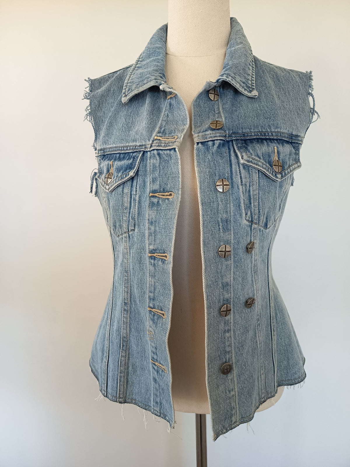 Ksubi Spark Vest Torn Up (S)