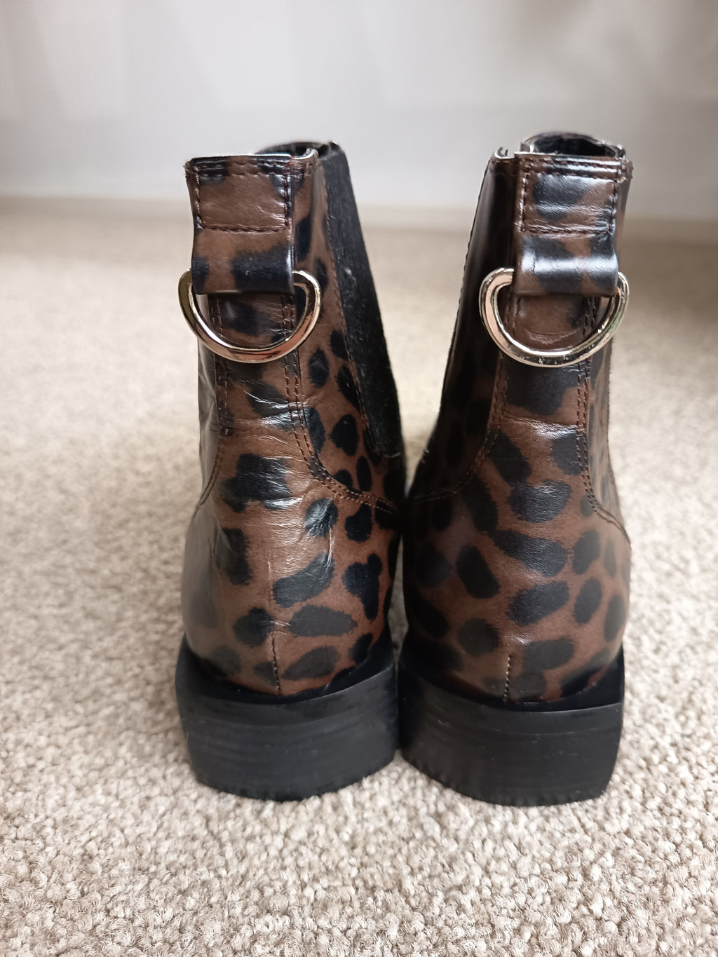 Senso Leopard-print Chelsea Boots