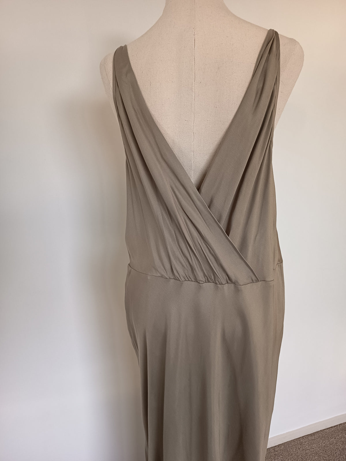 Bec + Bridge Adore V Maxi Dress (18)