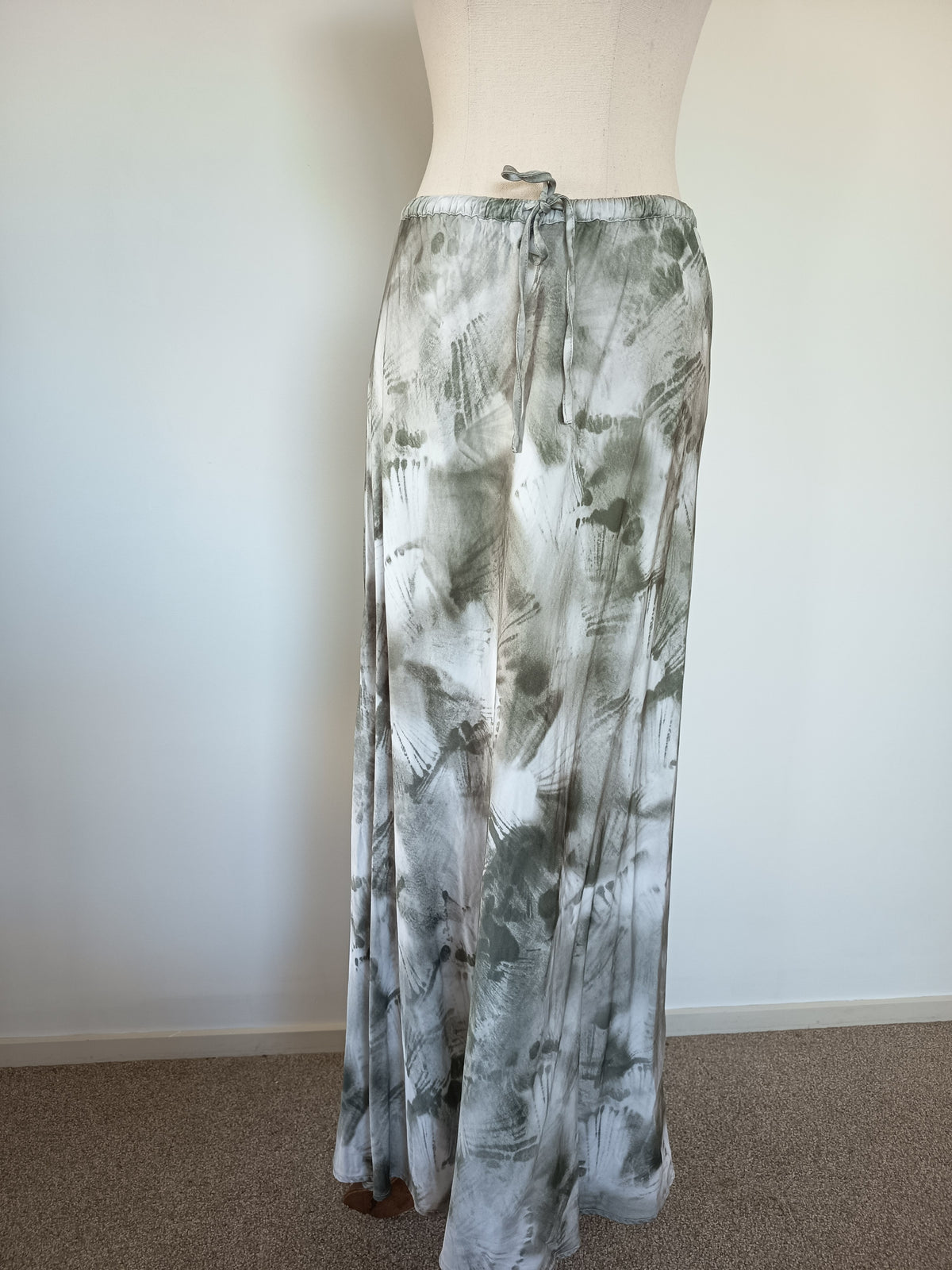 Max Henry Maxi Slip Skirt (S)