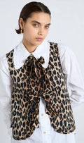 Damson Madder Tilly Leopard Gilet (10)