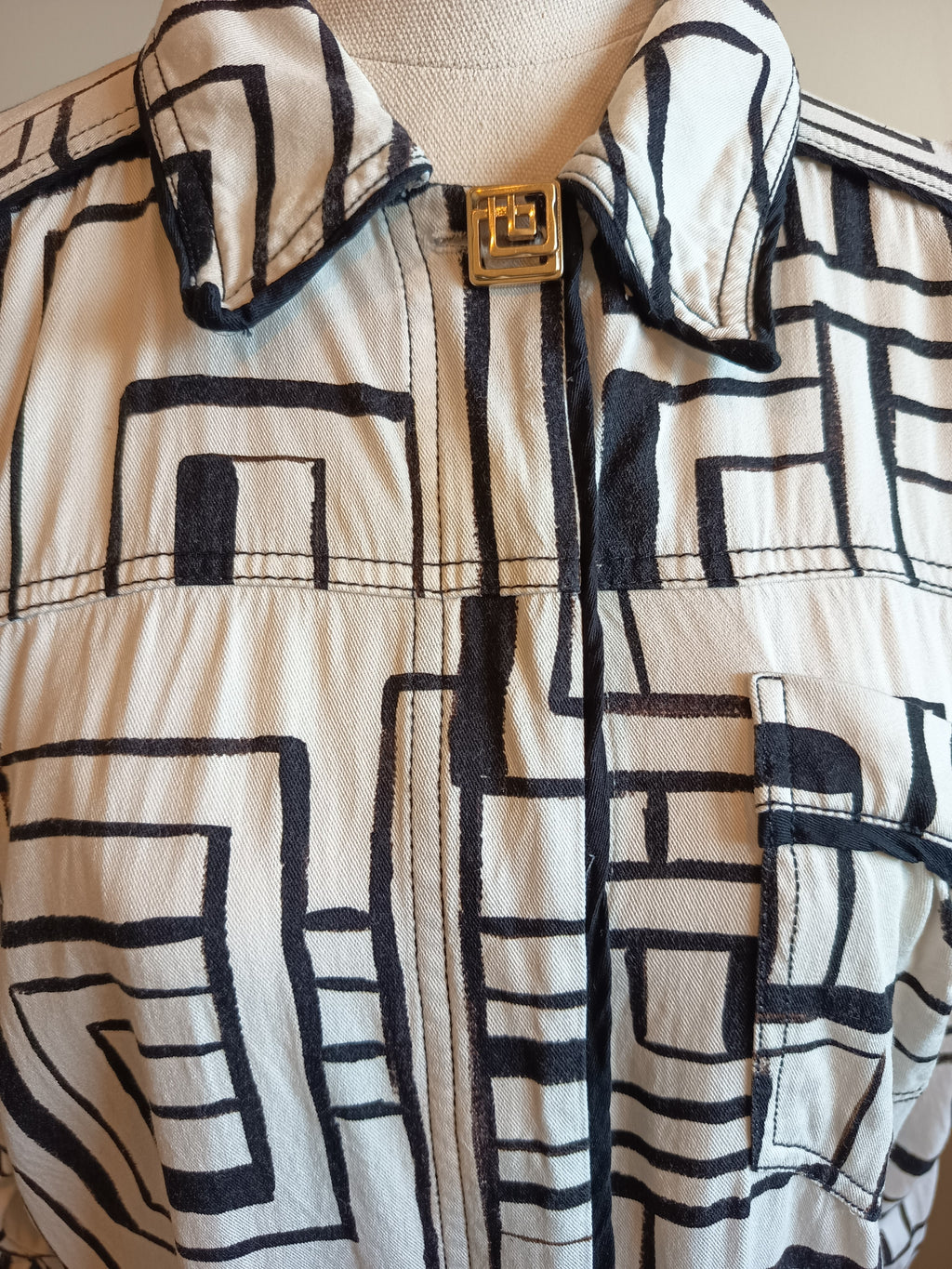 Aje Vortex Belted Shirt (8)
