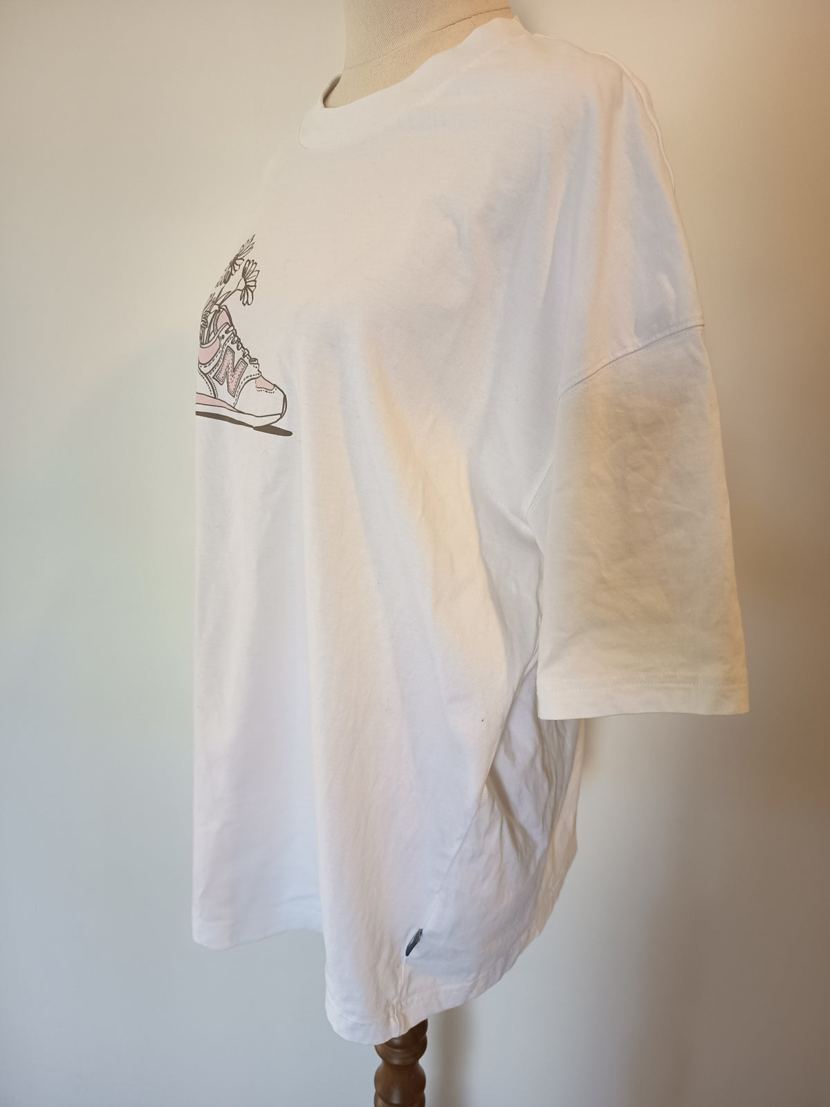 New Balance Flower Tee (XL)