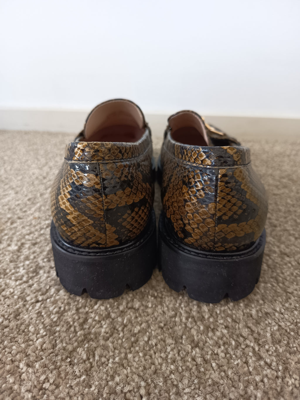 Kathryn Wilson Shandre Loafers (40/9)