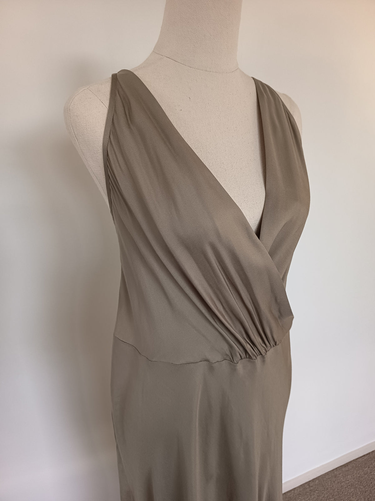 Bec + Bridge Adore V Maxi Dress (18)