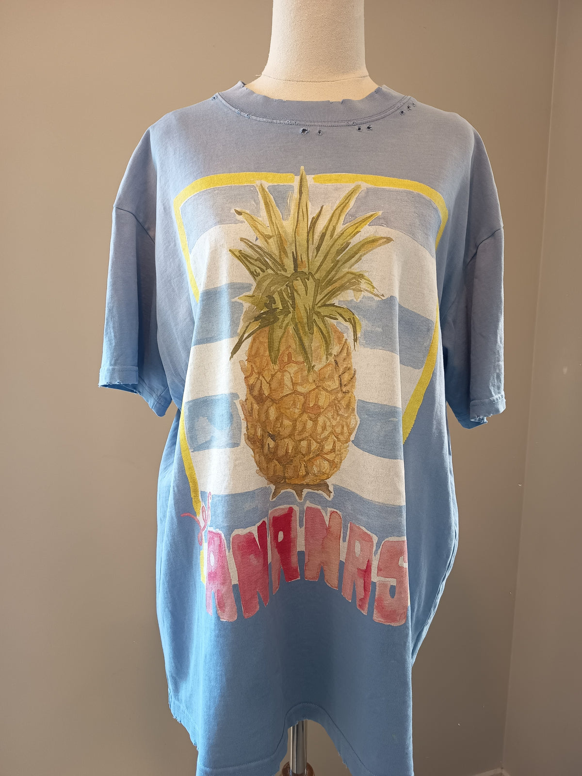 MAKU Las Ananás Distressed Tee