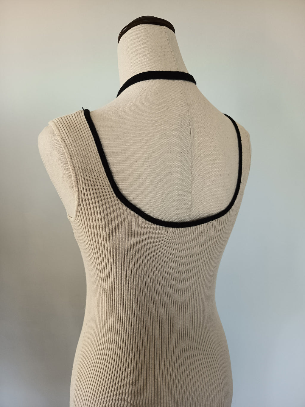 Wynn Hamlyn Cotton Keyhole Knit Dress (8)