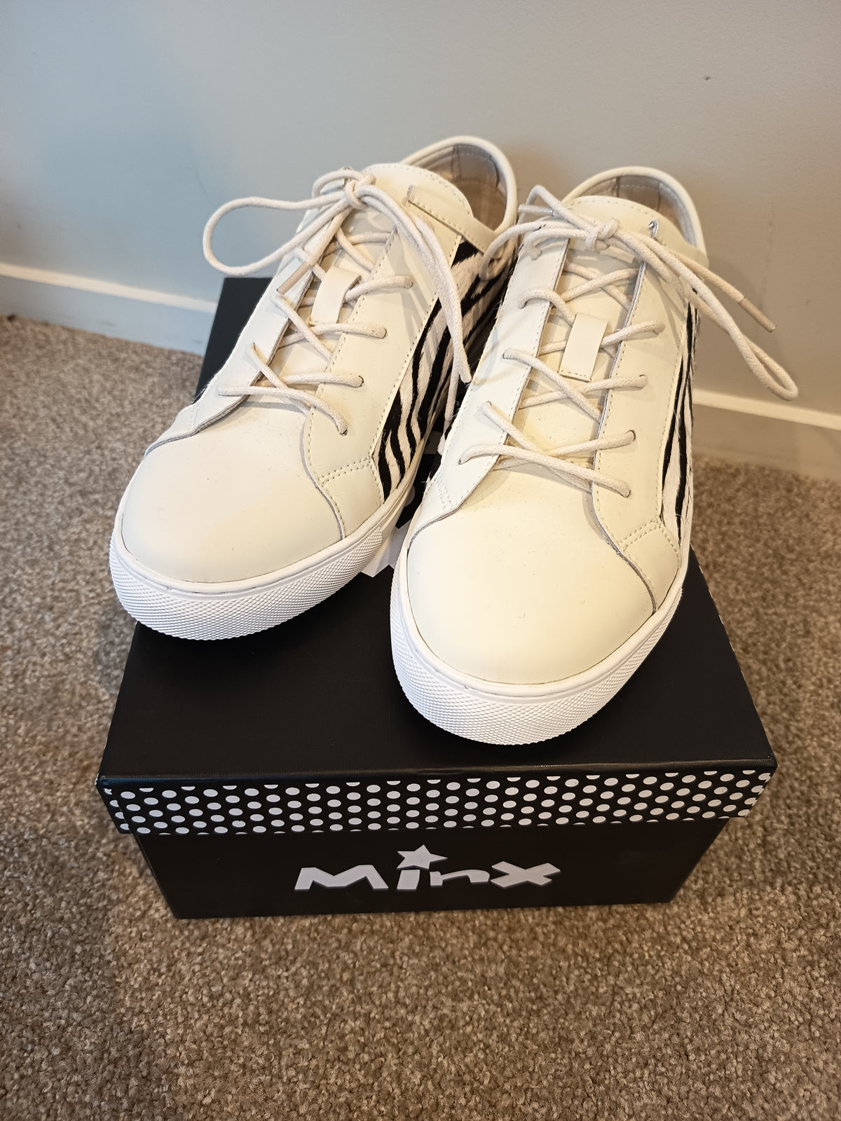 Minx Bindi Bandit Sneaker (NEW)