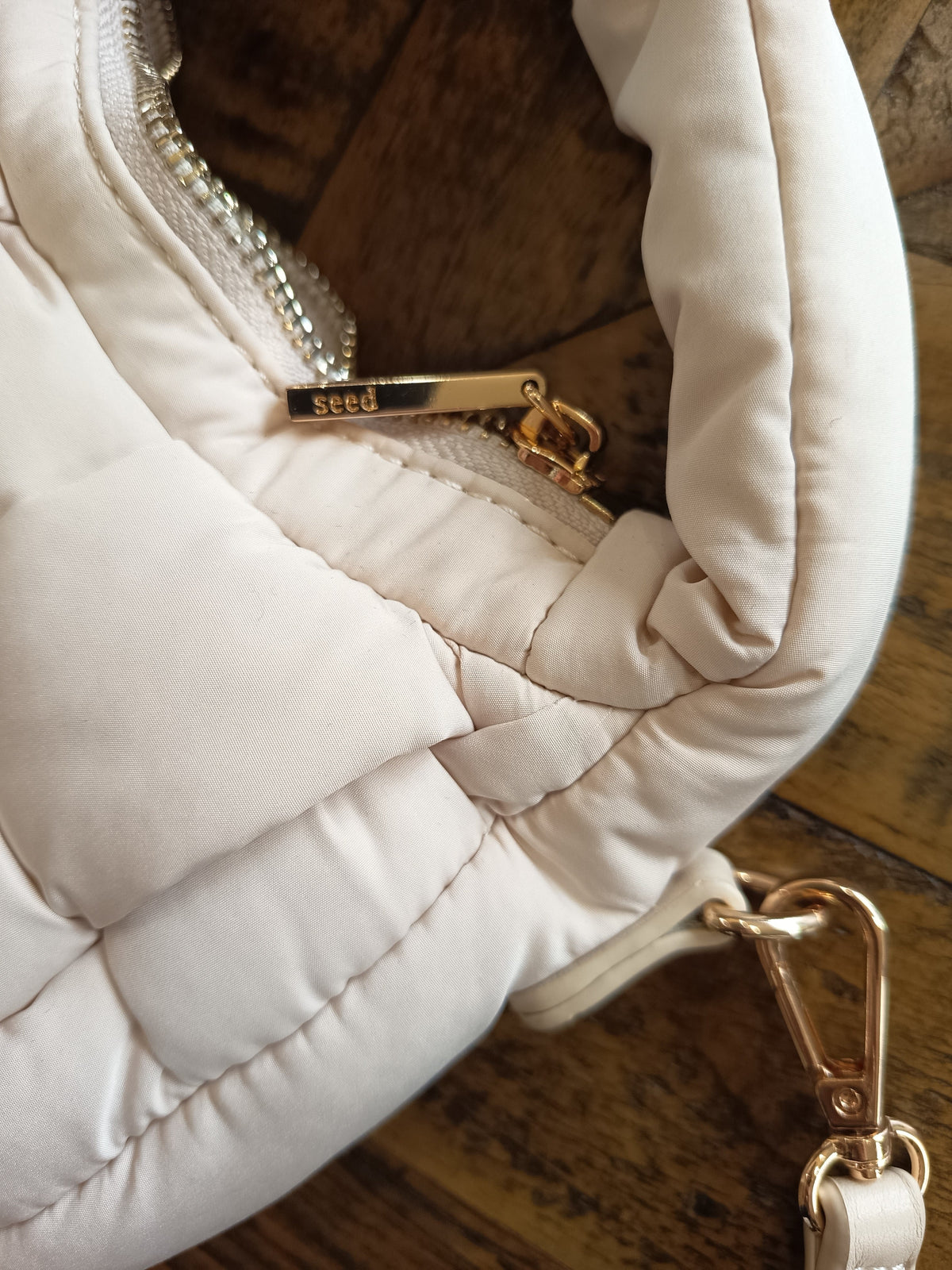 Seed Mini Quilted Puffer Bag