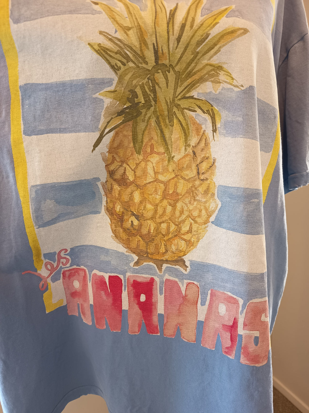 MAKU Las Ananás Distressed Tee