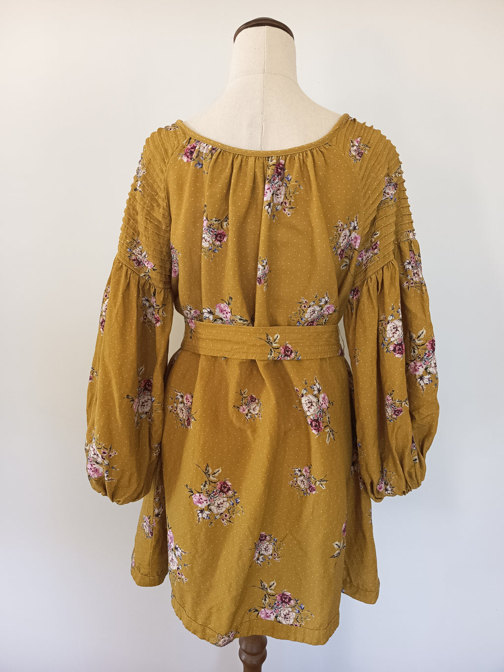 Steele Bellflower Smock Floral Yellow Dress (L)